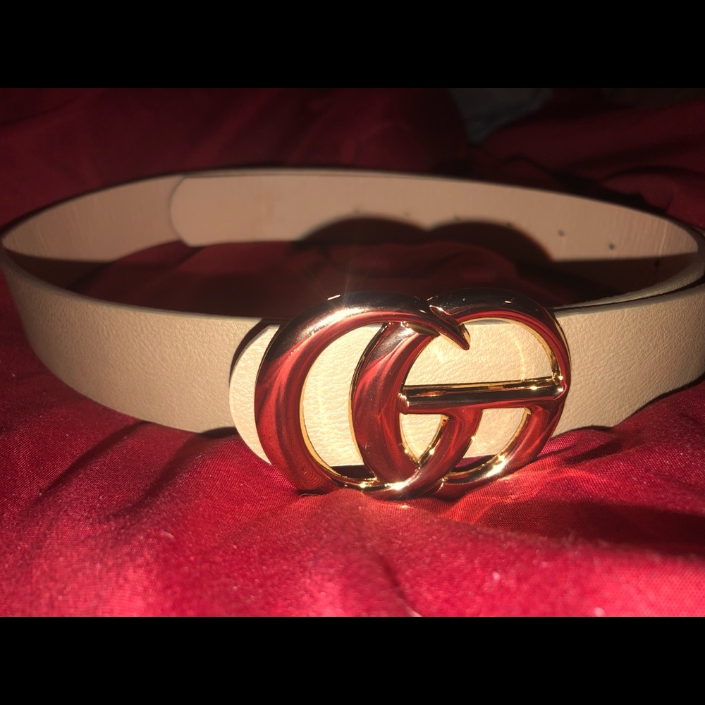 Look-alike Gucci belt !